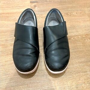 Alegria Qin Black Napa leather shoes size 38
